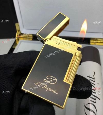Copy S.T.Dupont Men Lighter - Black and Gold Case